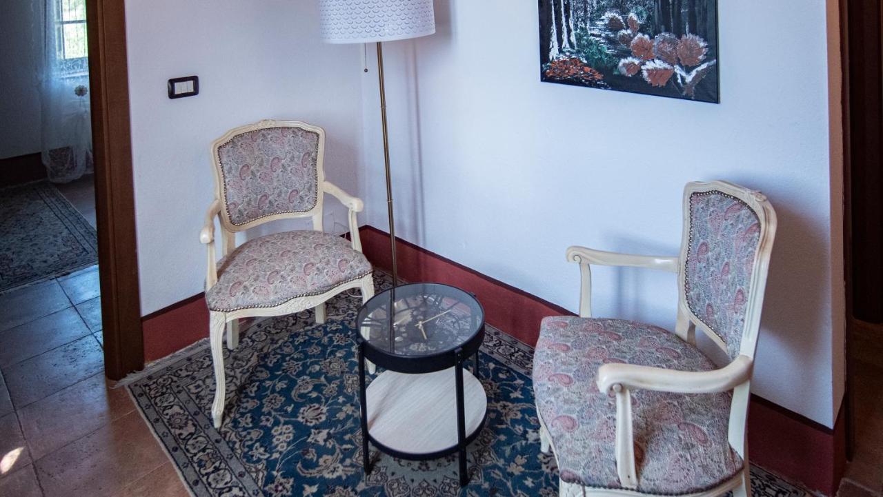 I Salici Agriturismo Badia Agnano Exteriér fotografie